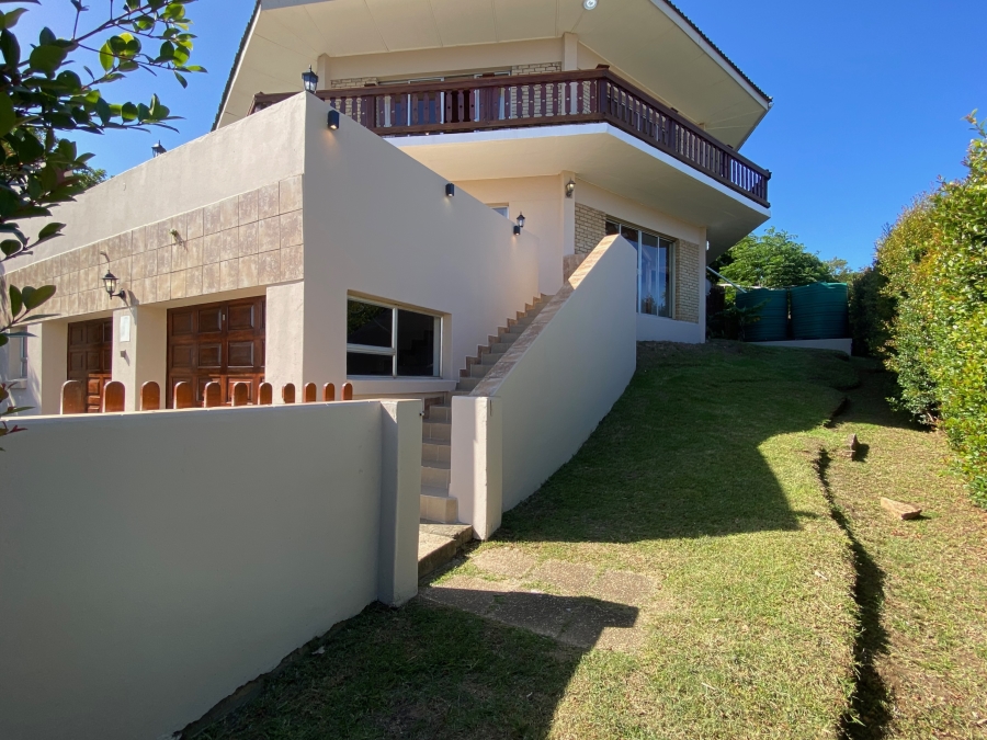 5 Bedroom Property for Sale in Cintsa East Eastern Cape